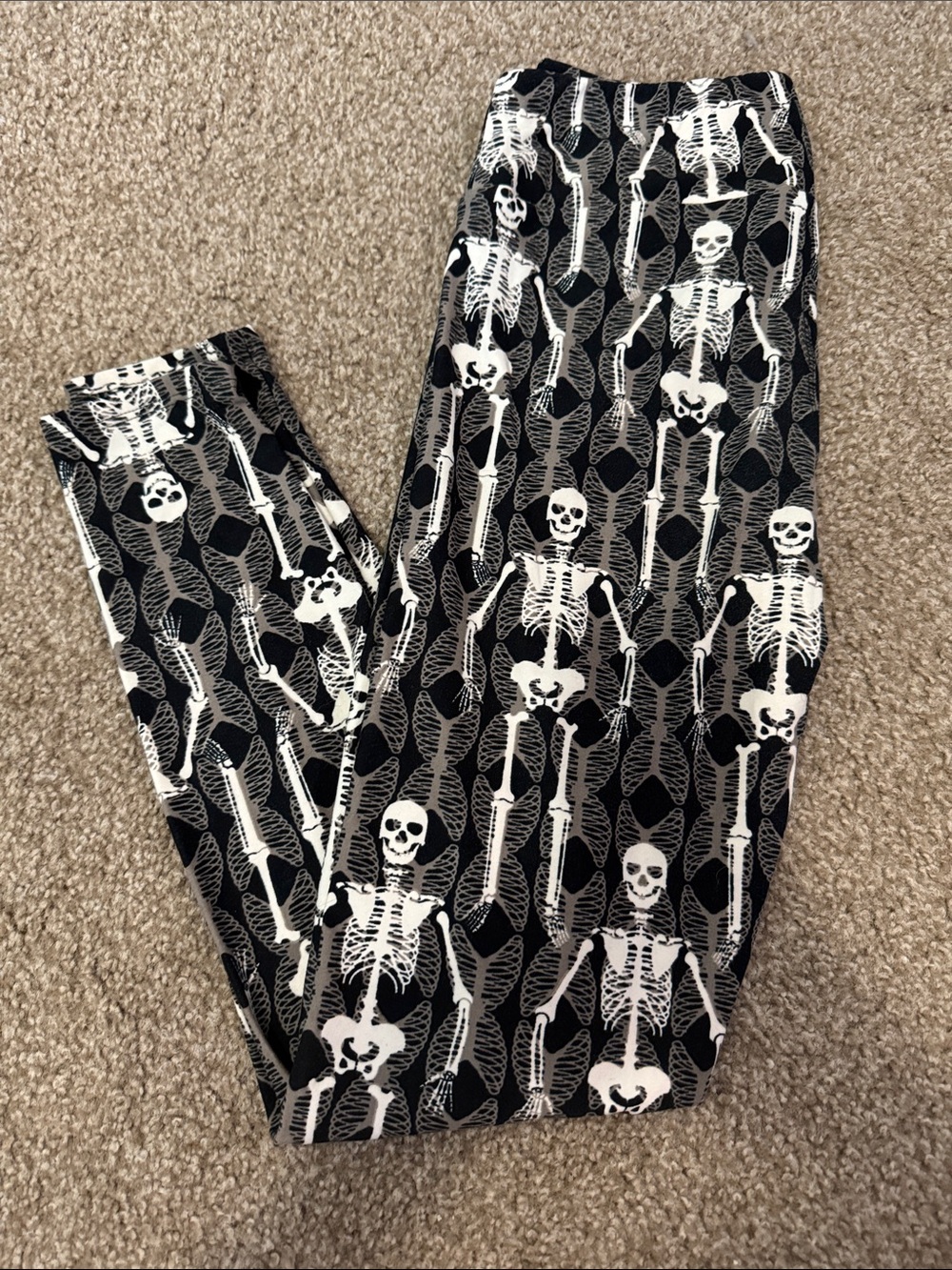 EEUC Lularoe Leggings, size OS.